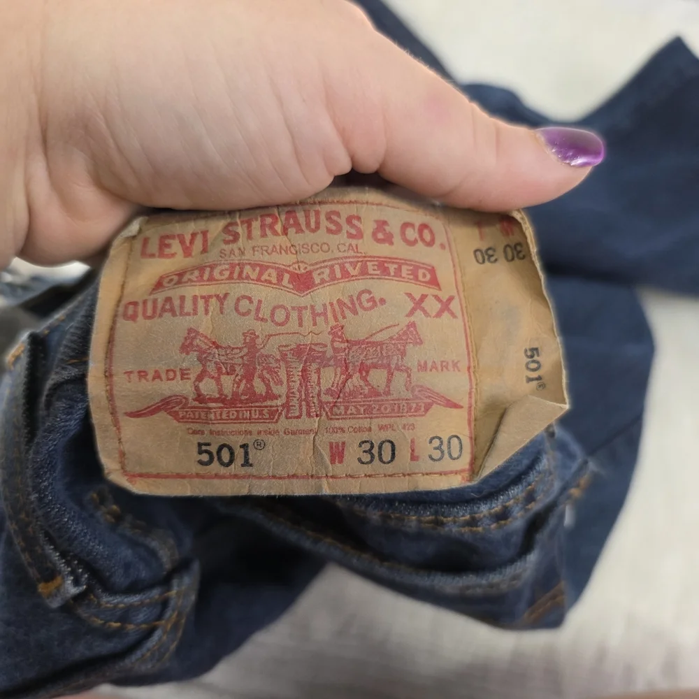 Levi's Vintage Straight Leg Button Fly Men's Dark Wash Blue Jeans